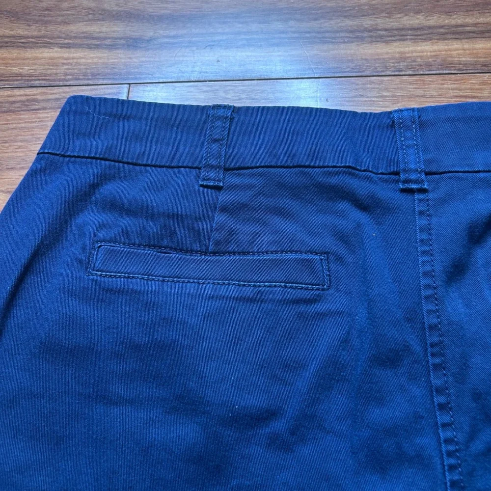 J Crew Chino Shorts Navy Blue‎ Womens Size 4 Flat Front Casual Everyday - Picture 7 of 7